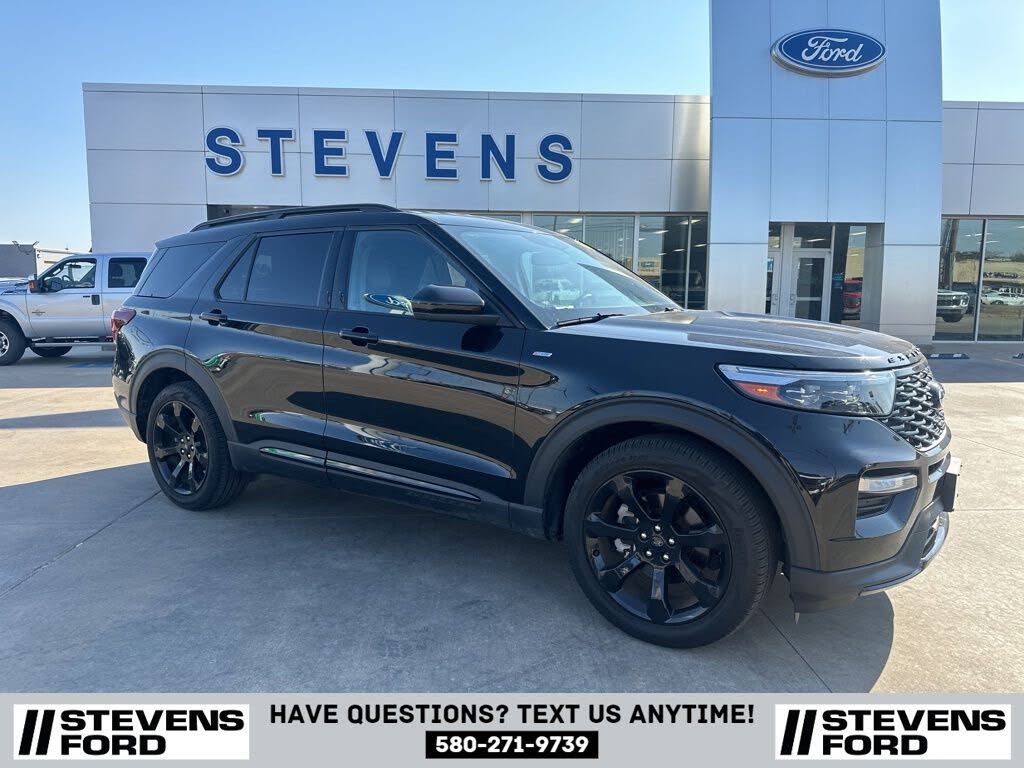 2023 Ford Explorer ST-Line RWD