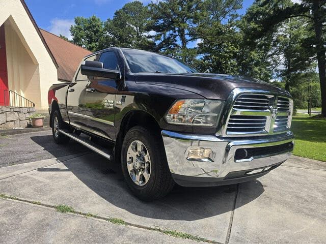 2017 RAM 2500 SLT Crew Cab