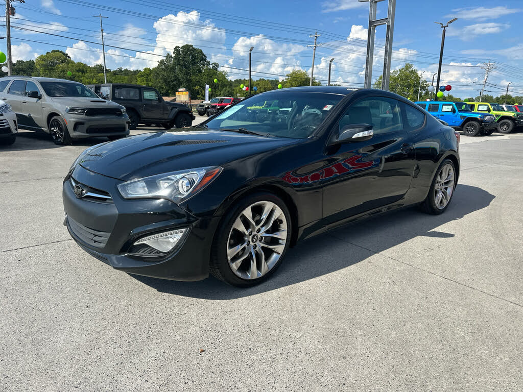 2015 Hyundai Genesis Coupe 3.8 RWD
