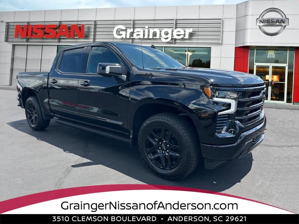 2025 Chevrolet Silverado 1500 High Country Crew Cab 4WD