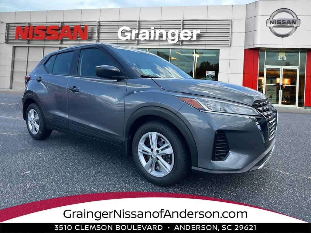 2025 Nissan Kicks Play S FWD