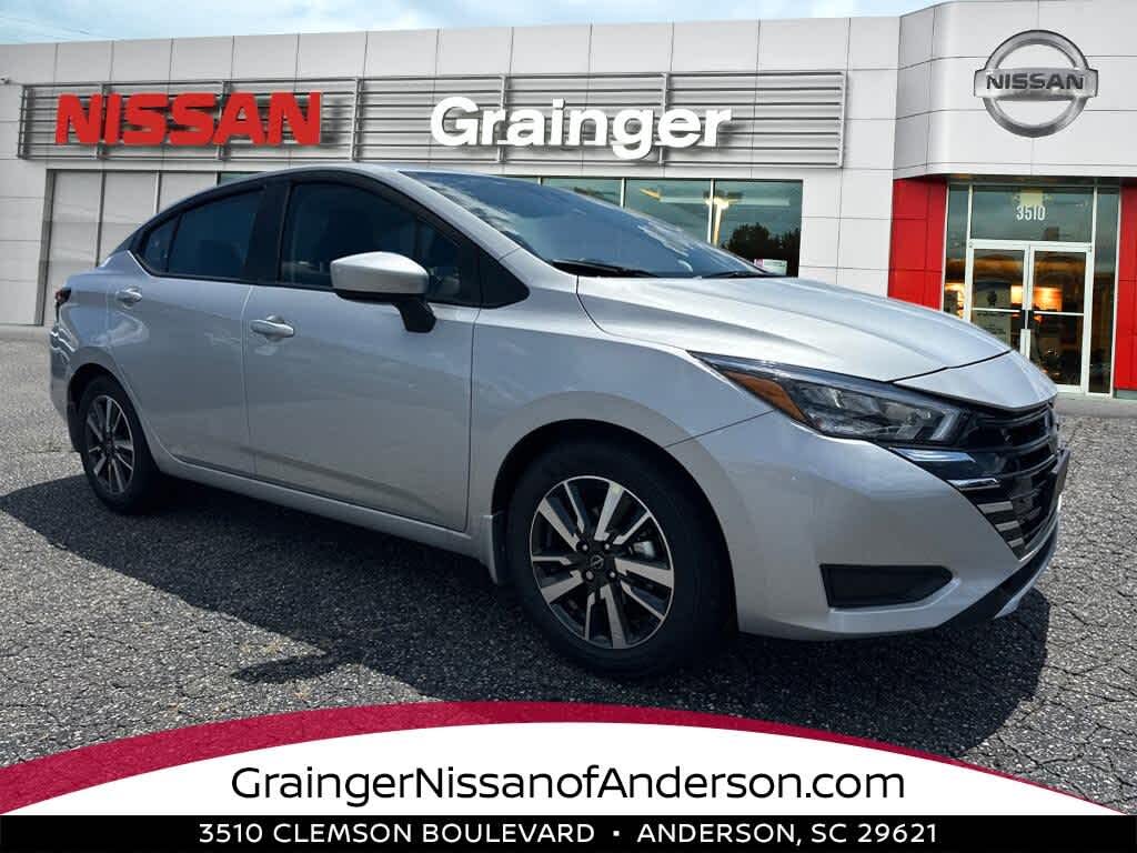 2025 Nissan Versa SV FWD