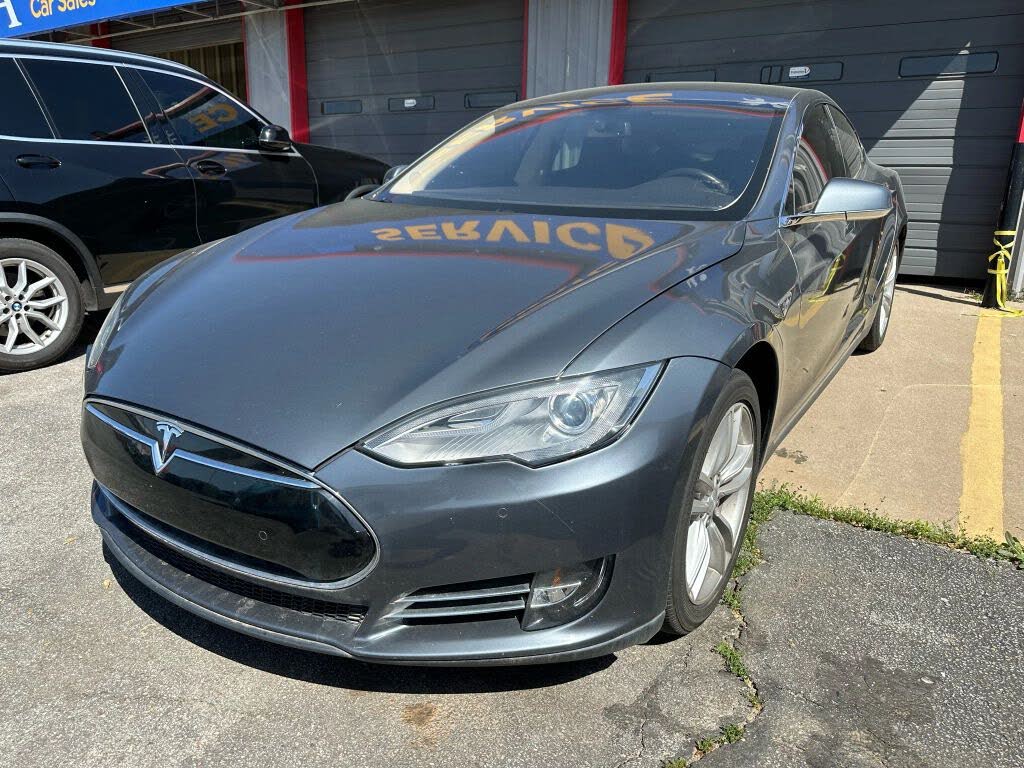 2014 Tesla Model S 85 RWD