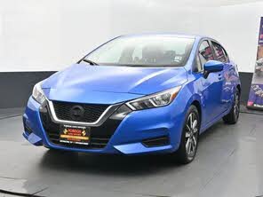 Nissan Versa SV FWD