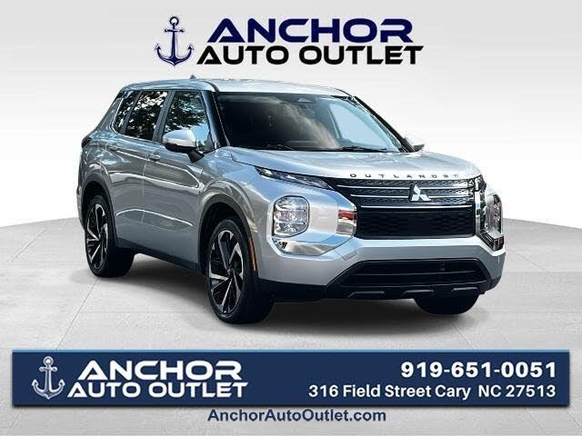 2022 Mitsubishi Outlander ES FWD