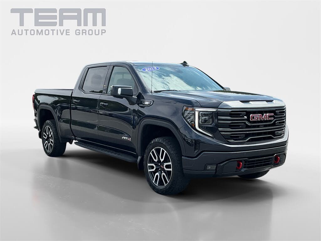 2023 GMC Sierra 1500 AT4 Crew Cab 4WD