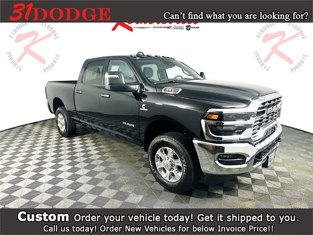 2025 RAM 3500 Big Horn Crew Cab 4WD