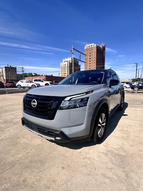 2024 Nissan Pathfinder SL FWD