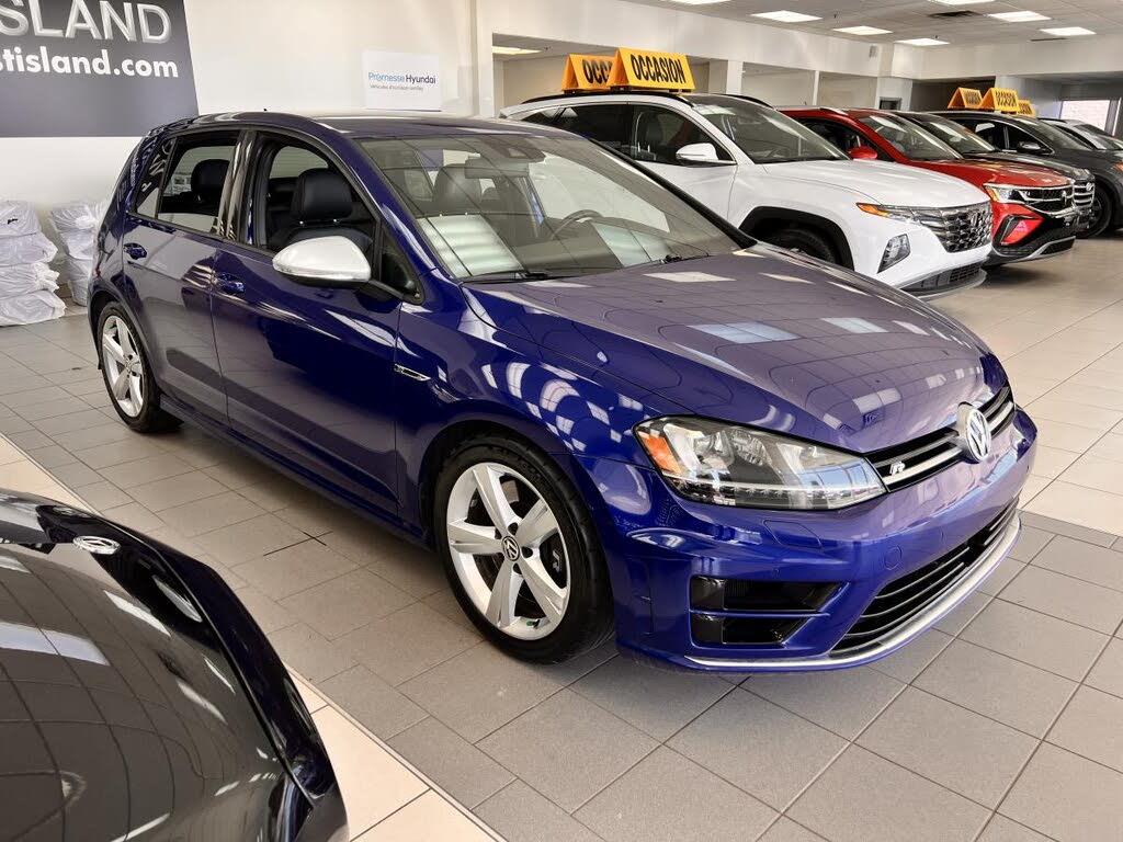 2016 Volkswagen Golf R 4-Door AWD