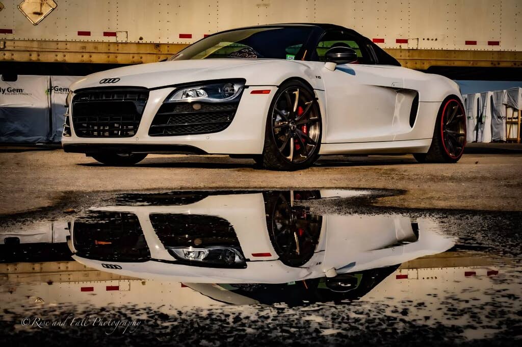 Audi R8 5.2 quattro Spyder AWD 2011