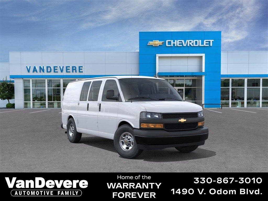 2025 Chevrolet Express Cargo 3500 RWD