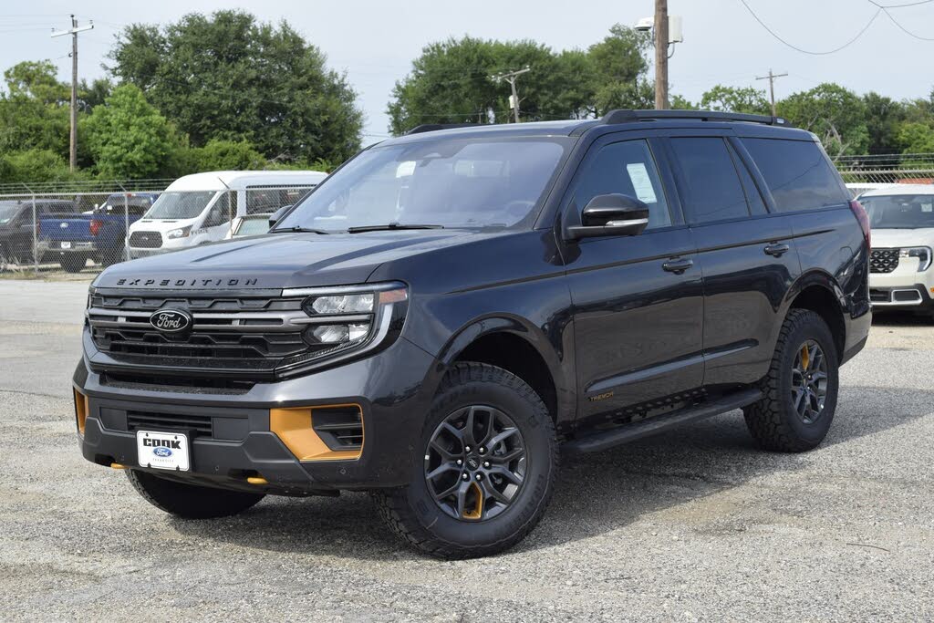 2025 Ford Expedition Tremor 4WD