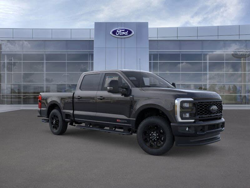 2025 Ford F-250 Super Duty XLT Crew Cab 4WD