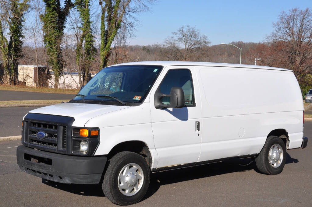 2013 Ford E-Series E-250 Cargo Van