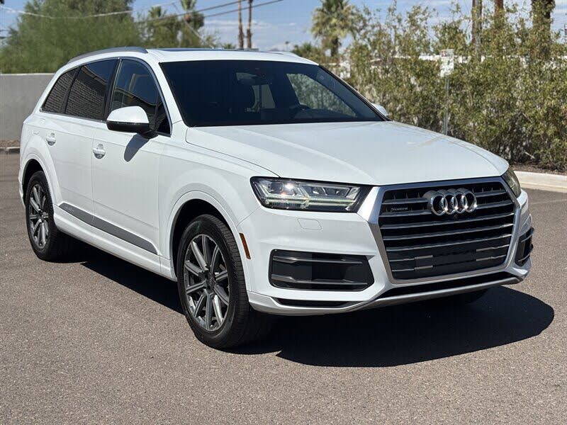 2019 Audi Q7 45 TFSI quattro Premium Plus