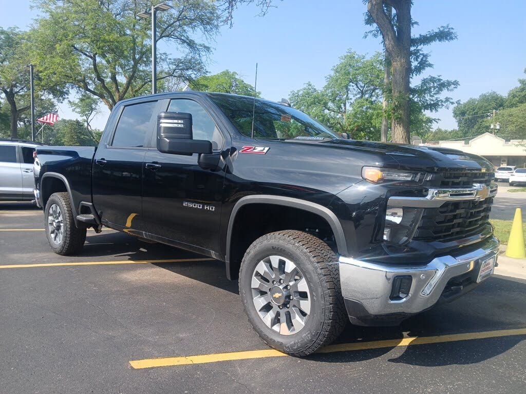 2025 Chevrolet Silverado 2500HD LT Crew Cab 4WD