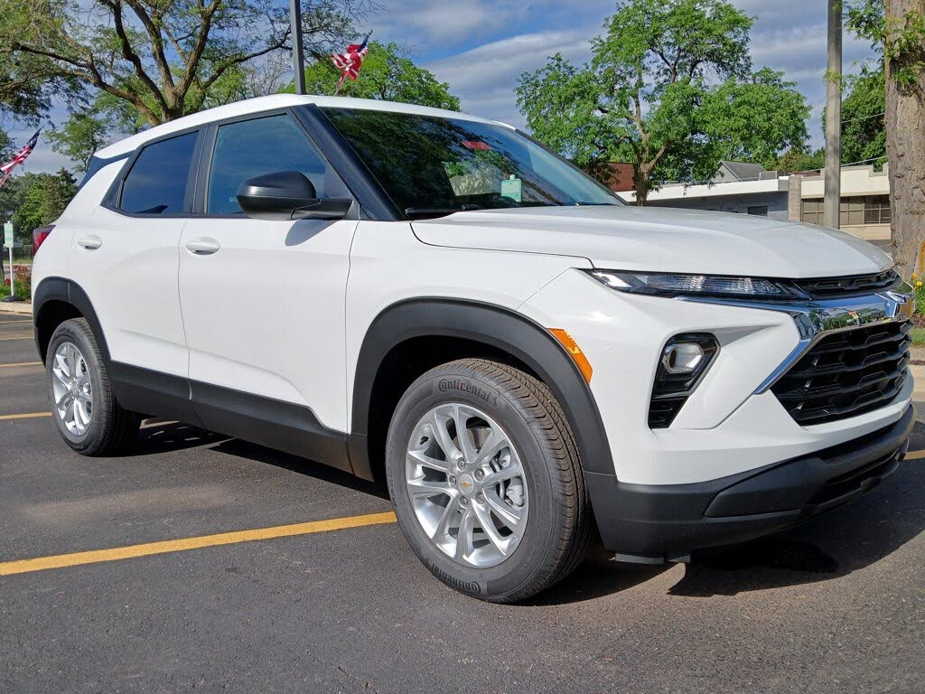 2026 Chevrolet Trailblazer LS FWD