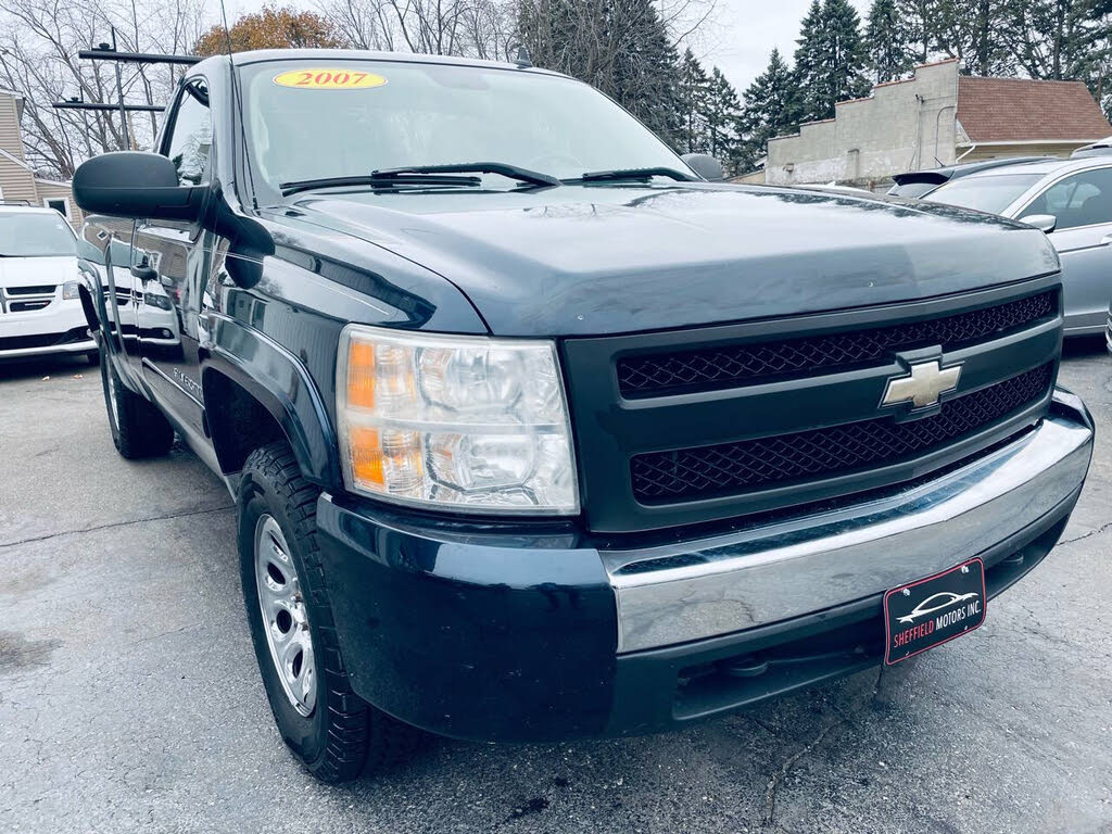2007 Chevrolet Silverado 1500 1LT LB 4WD