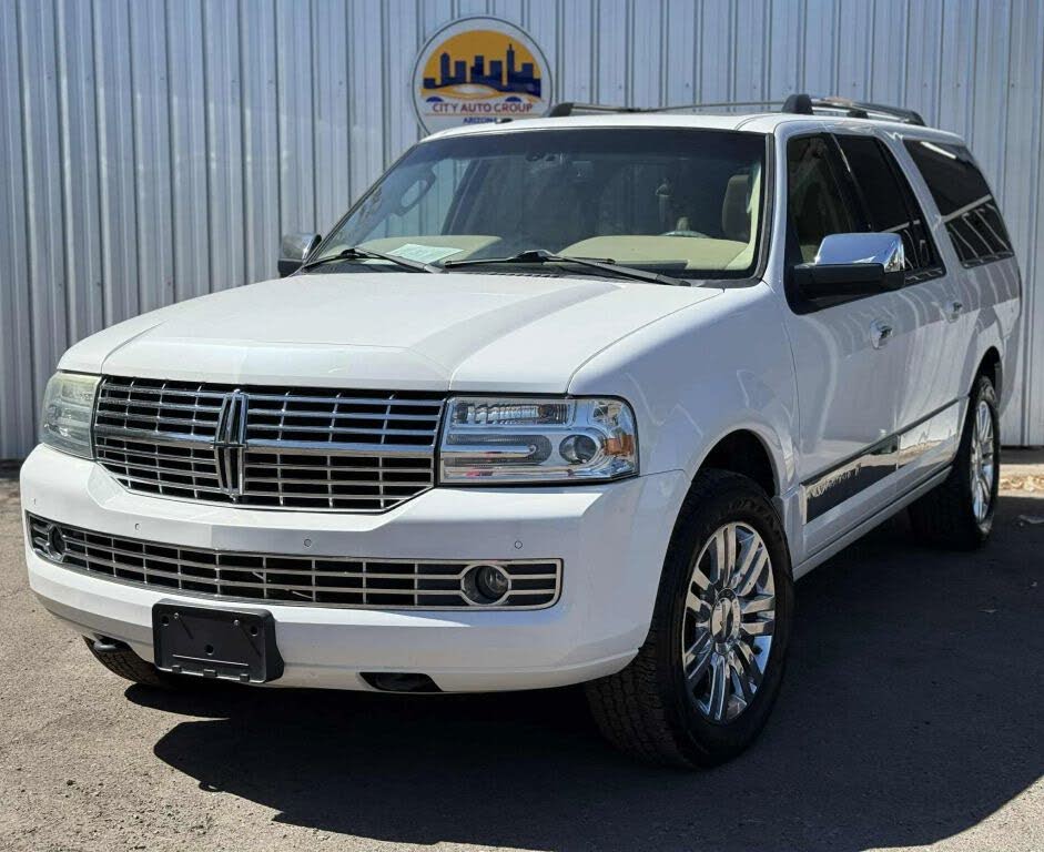 2010 Lincoln Navigator L 4WD