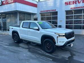 Nissan Frontier PRO-4X Crew Cab 4WD