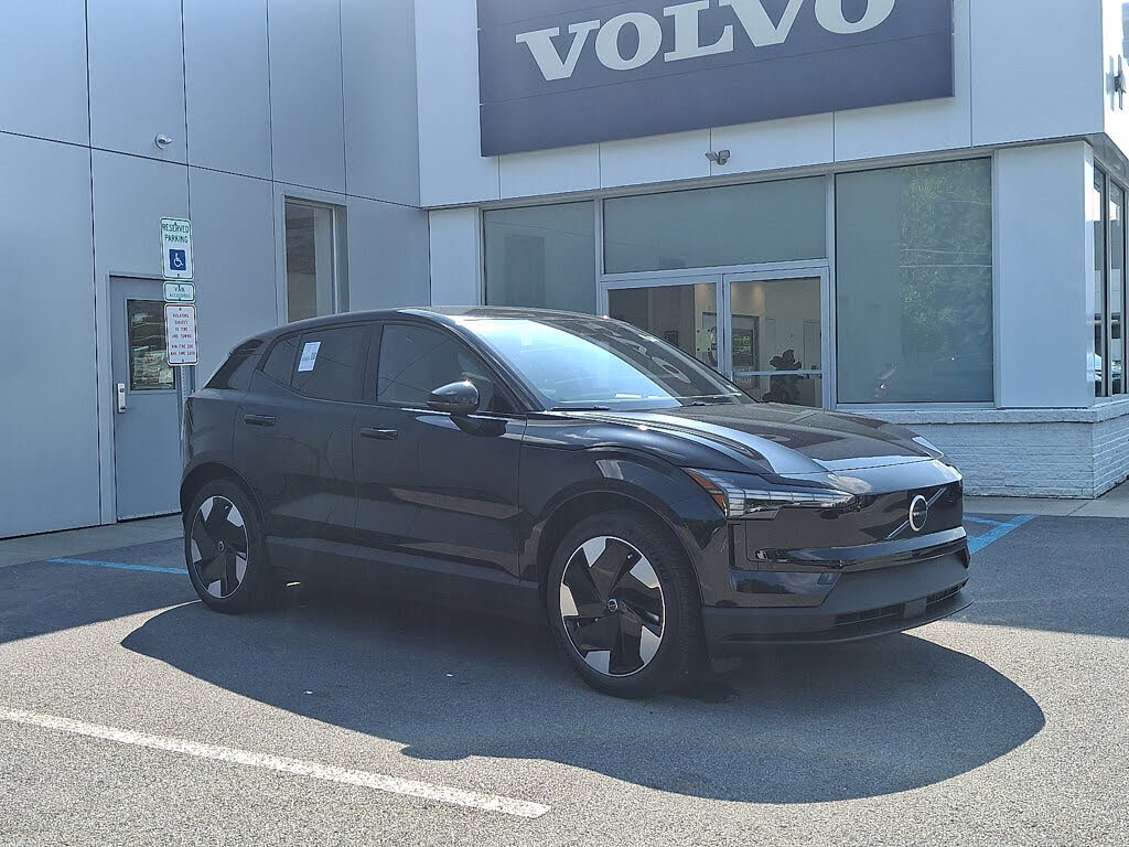 2025 Volvo EX30 Twin Plus eAWD