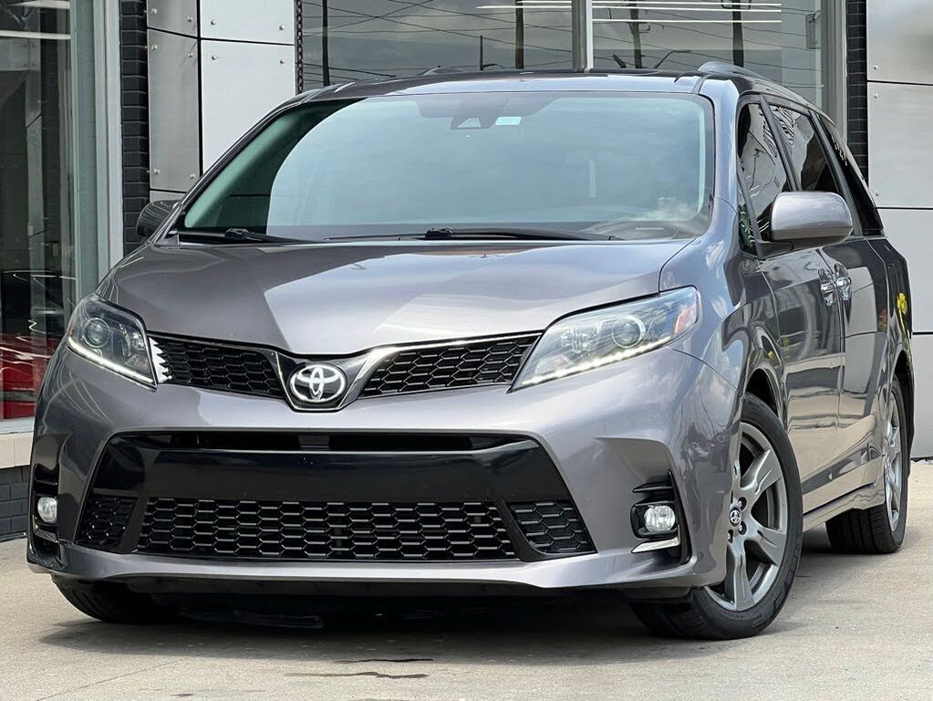 2020 Toyota Sienna SE Premium 8-Passenger FWD