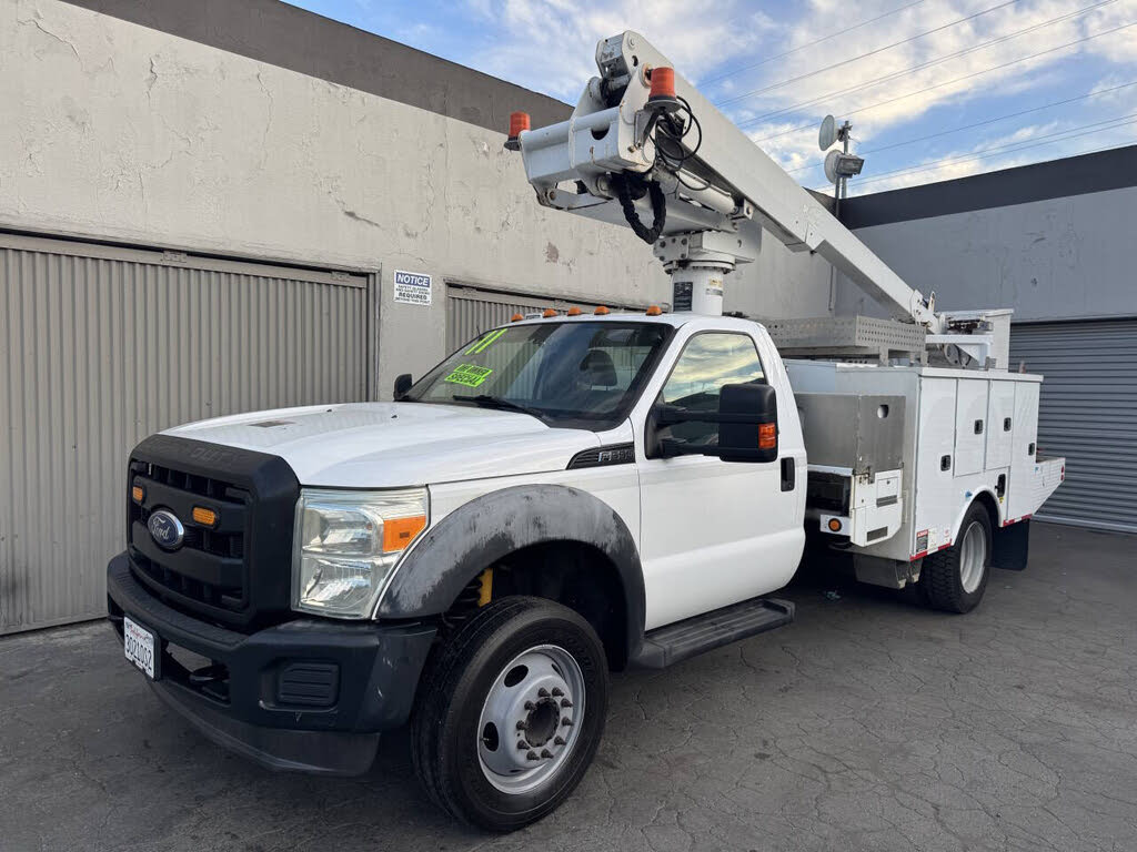 2011 Ford F-550 Super Duty XL 165 in. 4WD DRW