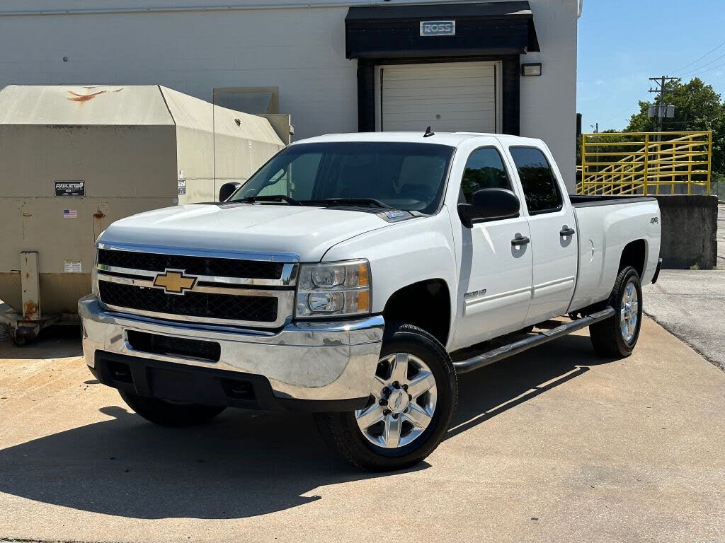 2013 Chevrolet Silverado 2500HD LT Crew Cab 4WD