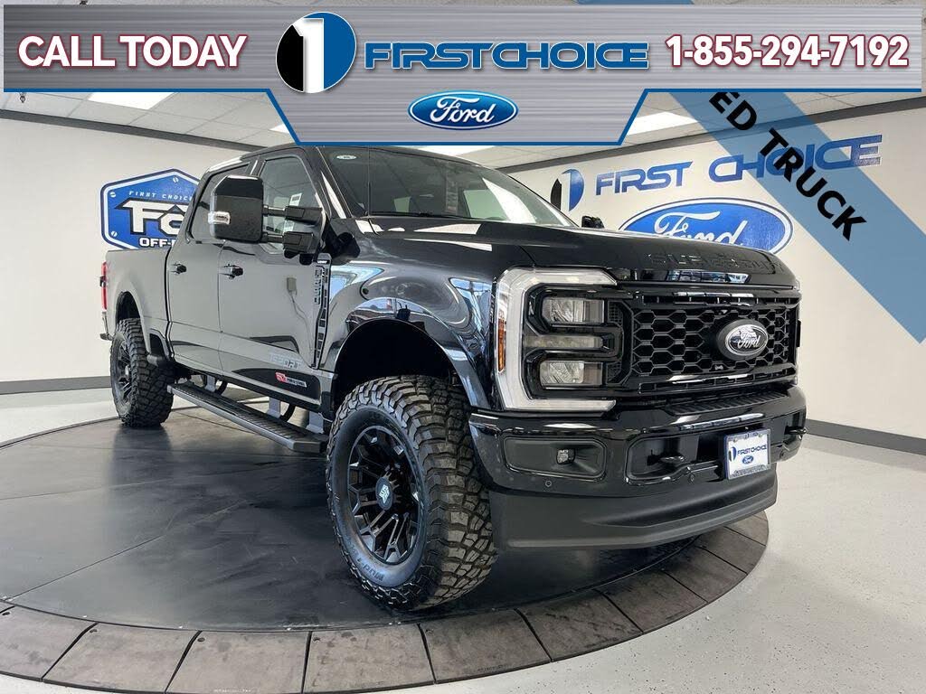 2025 Ford F-250 Super Duty Lariat Crew Cab 4WD