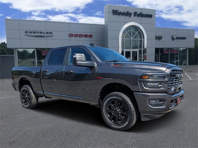 2025 RAM 2500 Big Horn Crew Cab 4WD