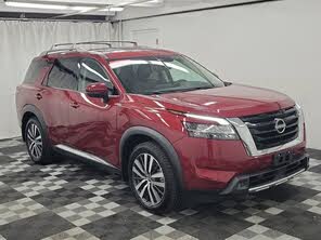 Nissan Pathfinder Platinum 4WD