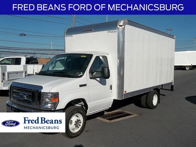 2025 Ford E-Series Chassis E-450 SD Stripped 158 DRW RWD