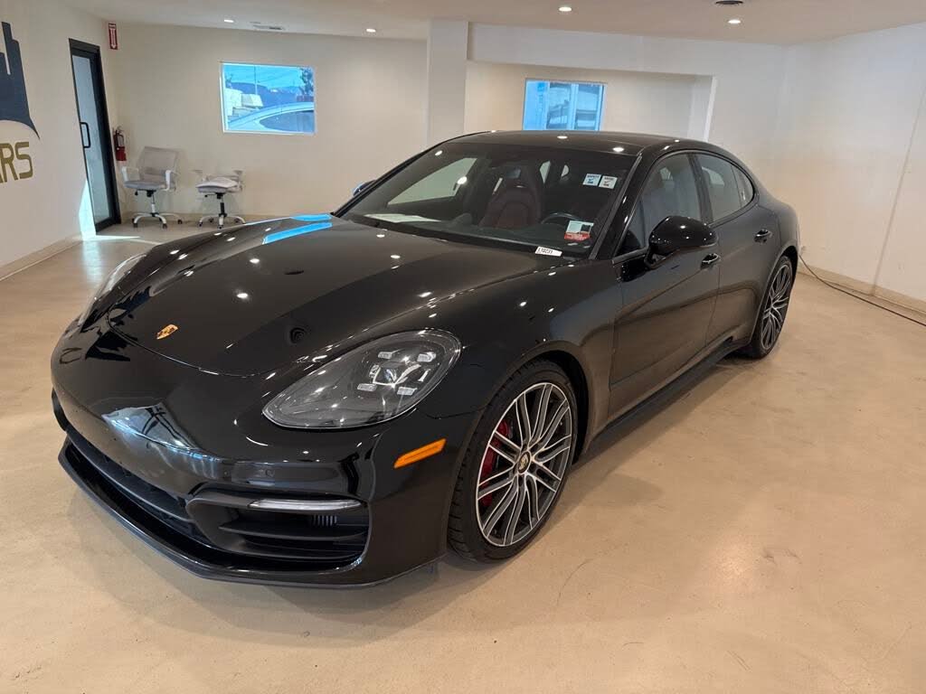 2021 Porsche Panamera RWD