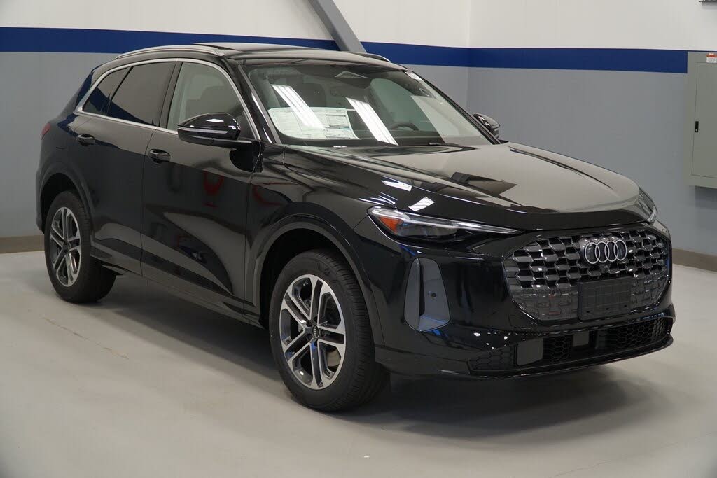 2025 Audi Q5 quattro Premium Plus 40 TFSI