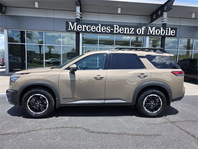 2024 Nissan Pathfinder Rock Creek 4WD