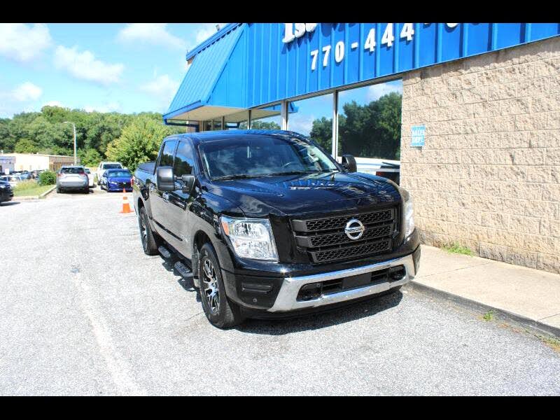 2021 Nissan Titan SV Crew Cab 4WD