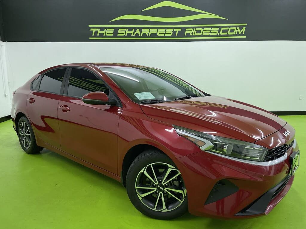 2023 Kia Forte LXS FWD