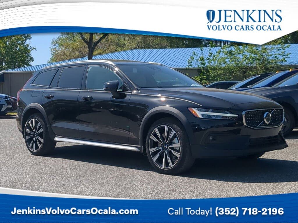 2025 Volvo V60 Cross Country B5 Ultra AWD