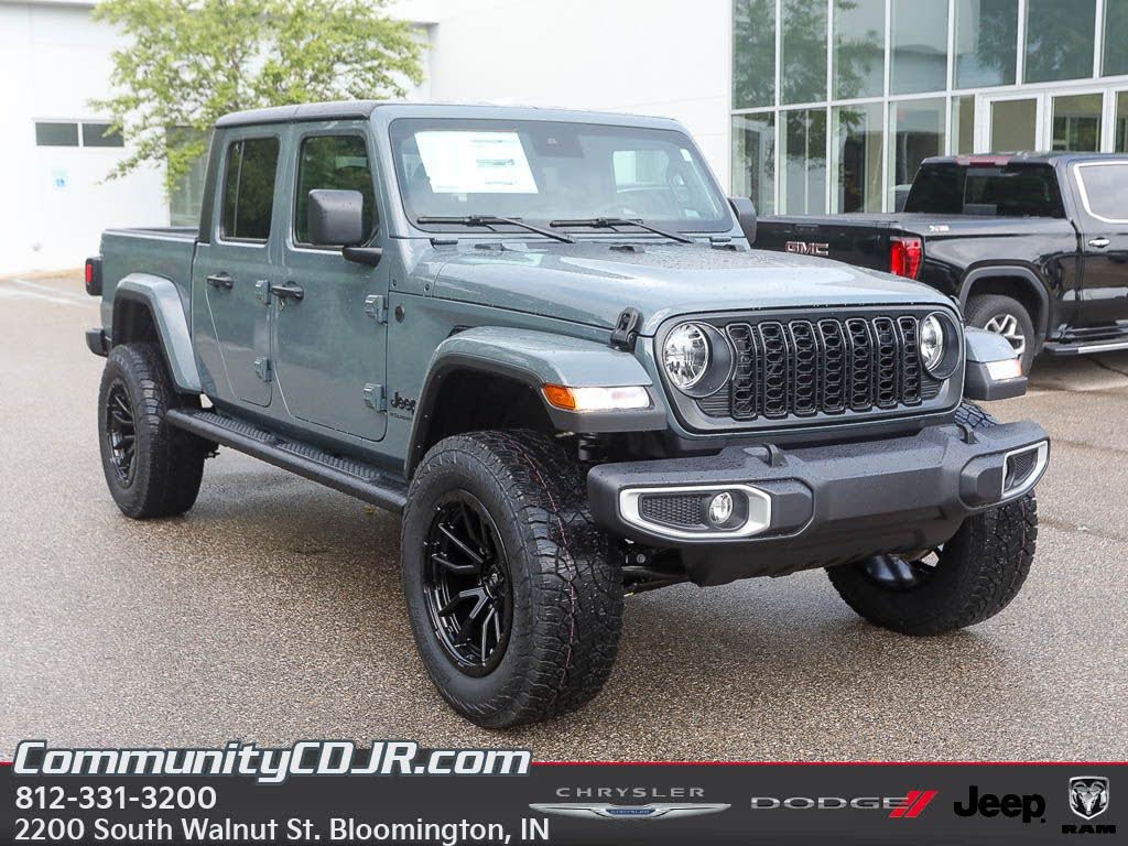 2025 Jeep Gladiator Sport S Crew Cab 4WD