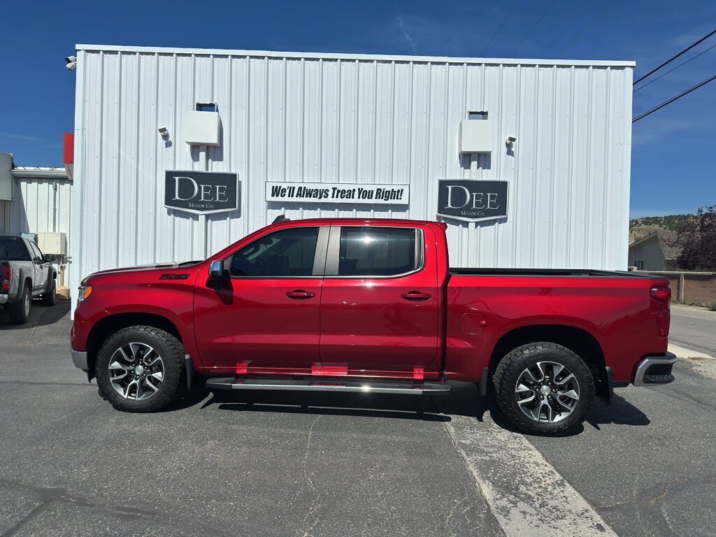 2024 Chevrolet Silverado 1500 LT Crew Cab 4WD
