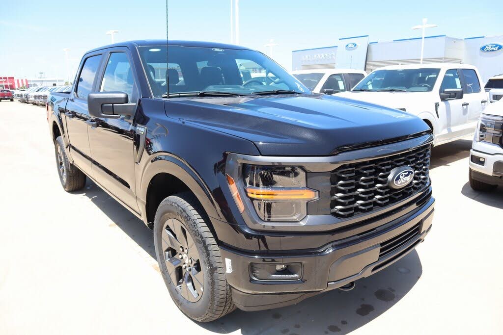 2025 Ford F-150 STX 4dr SuperCrew 4WD