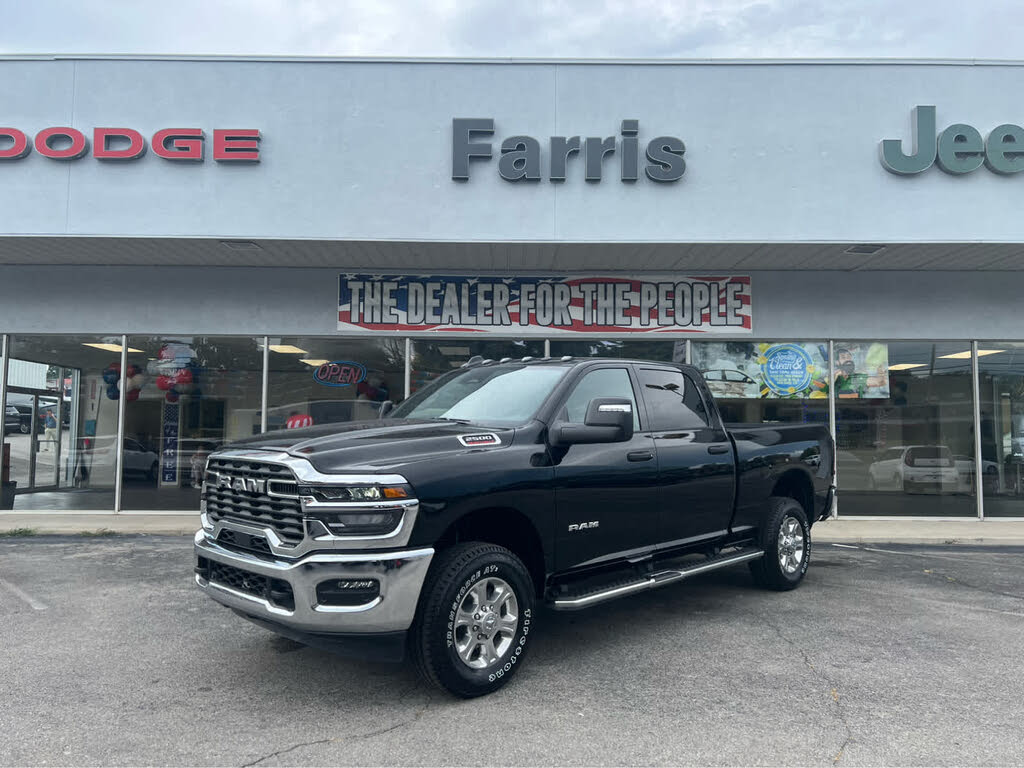 2025 RAM 2500 Big Horn Crew Cab 4WD