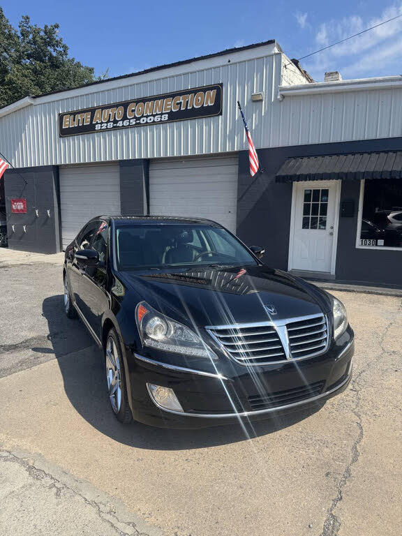 2012 Hyundai Equus Signature RWD