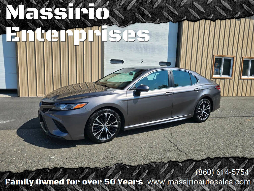 2018 Toyota Camry SE