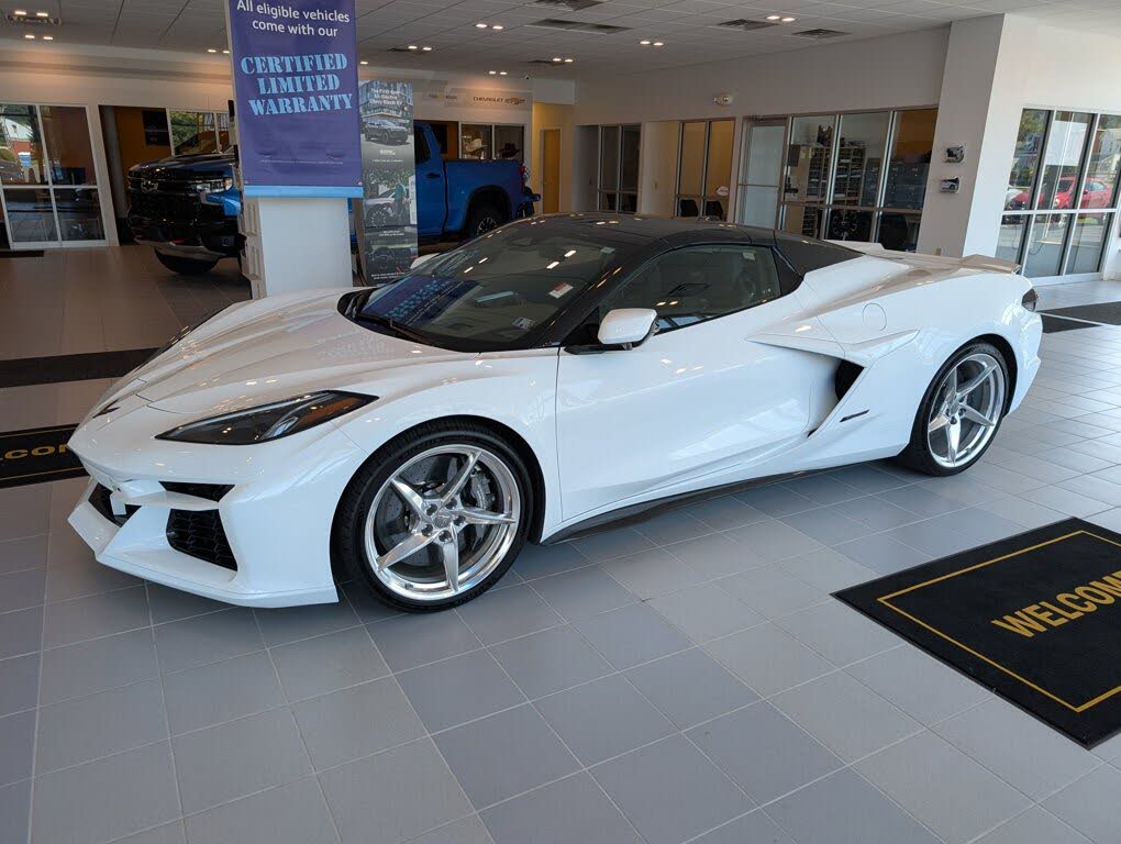 2024 Chevrolet Corvette E-Ray Convertible AWD with 3LZ