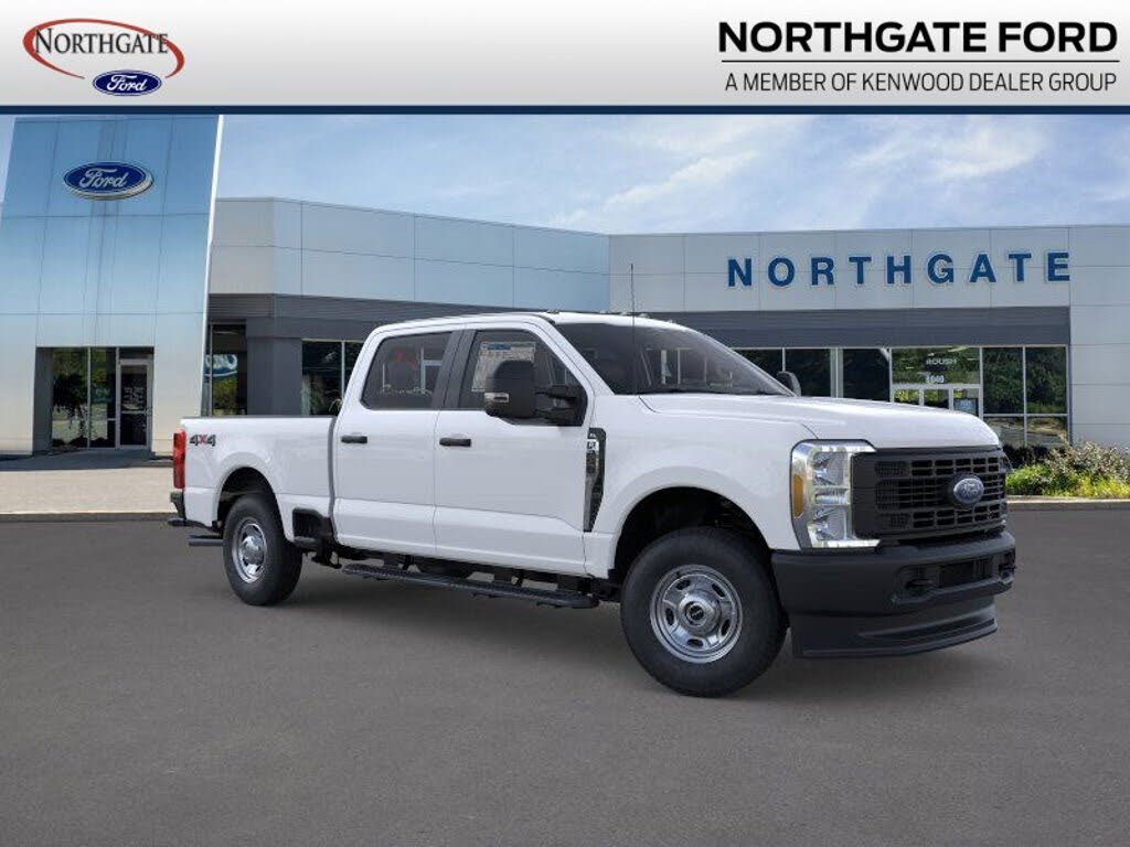 2025 Ford F-250 Super Duty XL Crew Cab 4WD