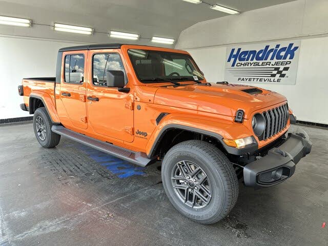 2025 Jeep Gladiator Sport S Crew Cab 4WD