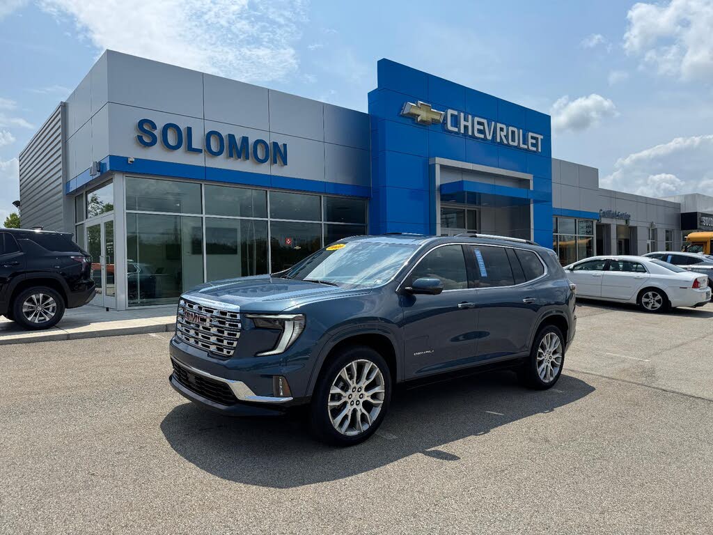 2025 GMC Acadia Denali AWD