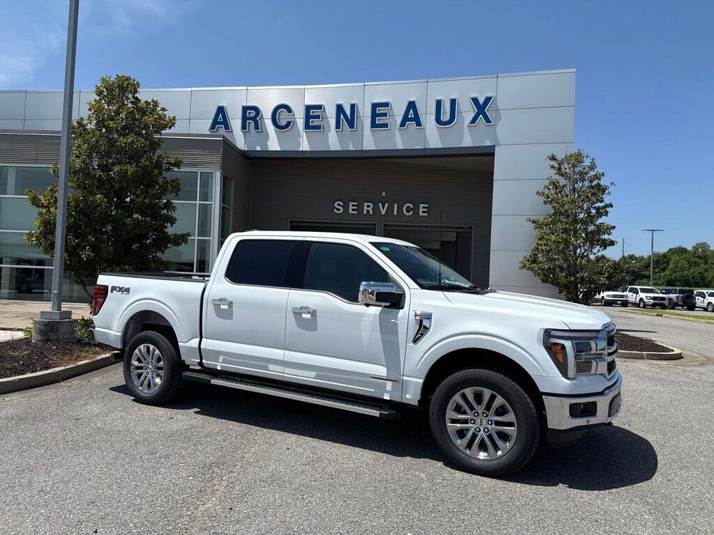 2025 Ford F-150 Lariat SuperCrew 4WD