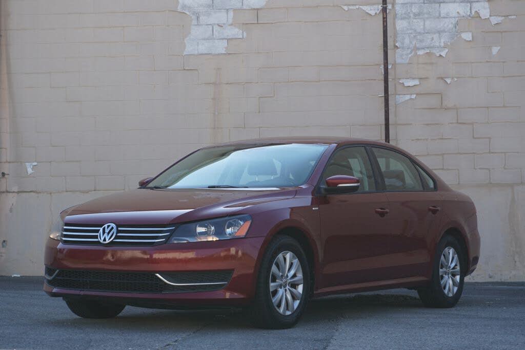 2015 Volkswagen Passat 1.8T Wolfsburg Edition FWD